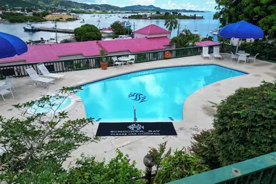 Ocean View Oasis: 2br\/2ba