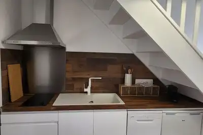 Image de Elégant duplex, 100 mètres de la Cathédrale. Séjours touristiques ou d' affaires