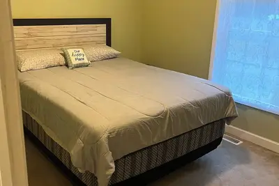 Image de Emergency crews this is for you. 2 bedrooms with shared bathroom.