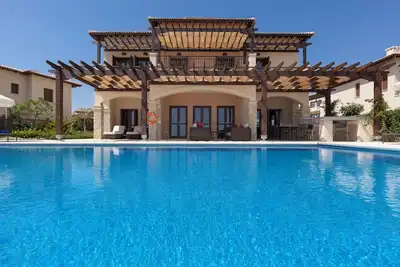 Image de Experience Timeless Luxury and Tranquility Awaits, Paphos Villa 1466
