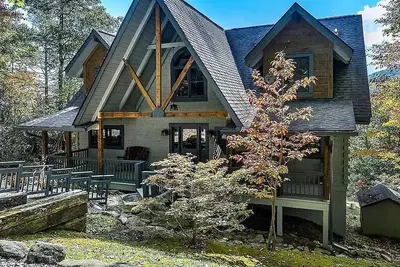 Image de Charming 3-bedroom Lake Toxaway Mountain Cottage with Incredible Views