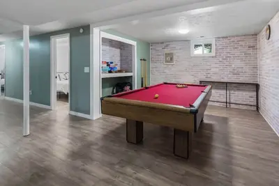 Comfy Family & Kid Friendly Home - Near I-80 w/ Pool Table & Outdoor Patio