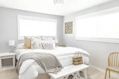 Image de Designed for Comfort Cal King bed, Mountain Views, Hiking, Deck, Skiing, Quiet.