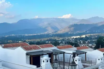 Image de Entire home 10 min. From Antigua 8 guests • 4 bedrooms • 6 beds\n• 3 full baths