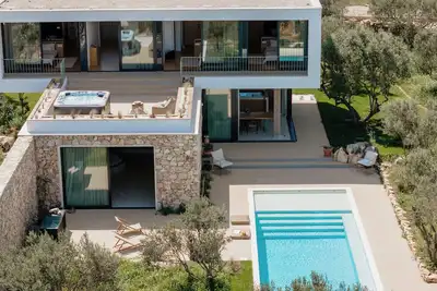 Image de Beautiful Villa in fabulous Solta with WiFi, fitness room, Ac