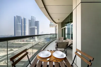Image de Walk to Dubai Canal, Enjoy Burj Khalifa View