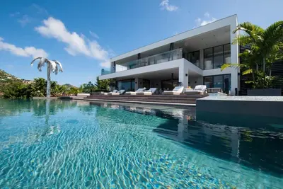 Image de Opulent 6 Bedroom Ocean View Villa with Pool