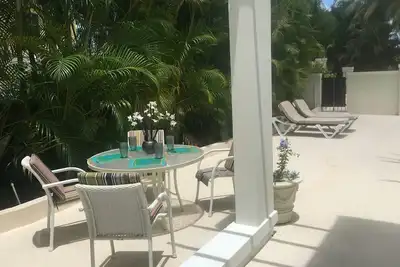 Beautiful semi-detached villa, 5 minute walk to the beach