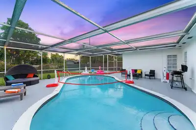 Image de Spacious 5 Bd Home w/ Pool, Near Beaches & Hard Rock