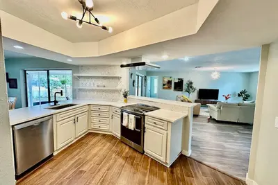 Image de Charming Coastal Retreat Near Sunset Beach - 4 Bed, 2 Bath