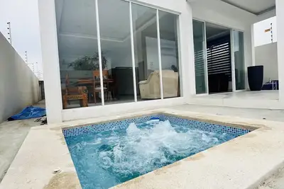 Image de Spacious 4-bedroom villa in delightful Punta Blanca with WiFi