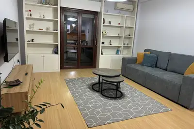 Image de Charming 2-bedroom apartment with WiFi, Ac in fabulous Tiranë