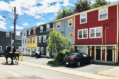 Image de Jellybean Dream 1st floor apt: driveway, no stairs, 3 bedrooms & close to park
