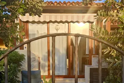 Image de Refined and comfortable boutique house in a quiet and central location.
