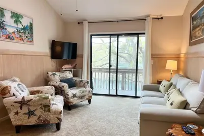Image de New! Pet Friendly, Island Escape: Charming Condo on Amelia Island