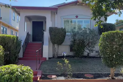 Image de Charming 2-bedroom house in fabulous Oakland with WiFi, fitness room.