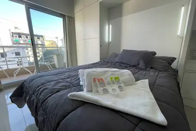 Image de Luxe et confort à San Telmo avec piscine et balcon