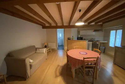 Image de Appartement cosy 70m² avec Wifi près des Thermes Saint Roch