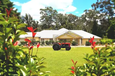 Image de Our Multi-Award Winning Hawkesbury Holiday Home