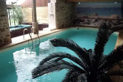 Manoir de Kerhayet - Gîte \"Ti Bras\" - Piscine & spa intérieurs