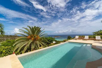 Image de Posh Caribbean-style Villa With Upscale Amenities