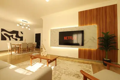 Image de Signature Stays: Modern Chic Apartment