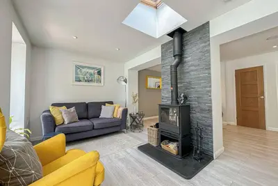 Image de 3 bed - open plan - central home - Sleeps 5-6