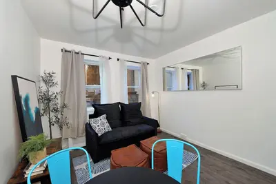 Image de Stunning 3br in Prime Midtown West!