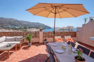 Image de Charming Stay, Big Terrace, 2 Min to Beach & Sea View