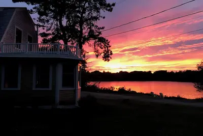 Image de Renovated 3-bedroom house with WiFi, Ac in wonderful West Falmouth