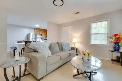 Image de Townhome w\/ Porch: 2 Mi to Central Cedartown!