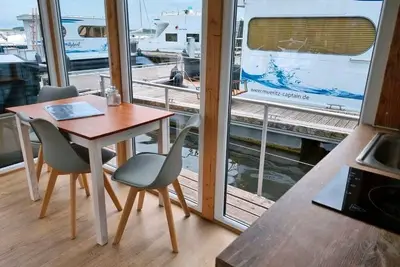 Image de Houseboat Grey Pearl - upright