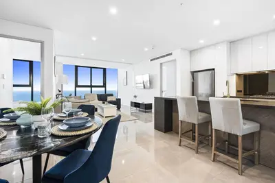 Image de Modern 2 Bedroom Apartment with Ocean View (Meriton 6207 - 7n - Nb)