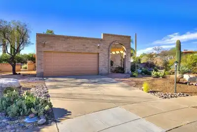 Image de Charming 2-bedroom house in welcoming Green Valley with WiFi, Ac