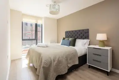 Image de Richmond Row Liverpool City Apartment | Secure Parking & Ev |