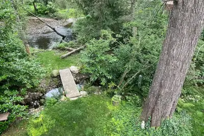 Image de Exceptional Apartment! King Bed, w/Mountain & water views ~ sleeps up to 4.