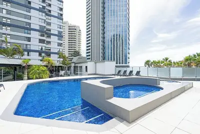 Image de Marks Point Resort Living in the Heart of Surfers