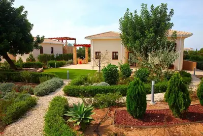 Image de Luxury Living with Picturesque Outdoor Serenity, Paphos Villa 1487