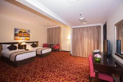 Image de Two Bedroom Apartment Near Al Rigga Metro