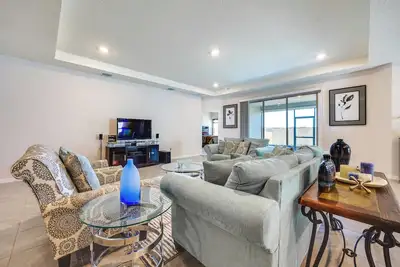 Image de Pet-Friendly Home w\/ Screened Patio in Newberry!