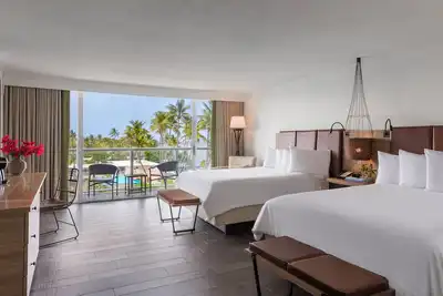 Image de Indulge in Home Like Comfort! 4 Pleasant Units, Free Parking, Onsite Pool