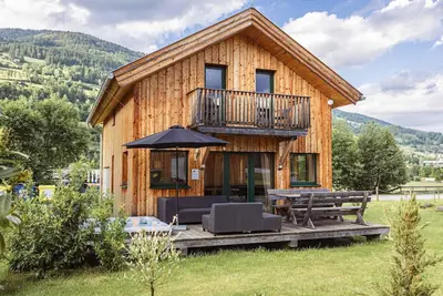 Image de Chalet exclusif avec bain à remous