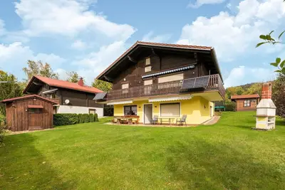 Image de Appartement confortable à Arrach avec jardin