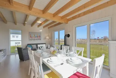 Image de Ostsee Lodge - infrared sauna, bathtub, fireplace, terrace, barbecue, 2 parking spaces
