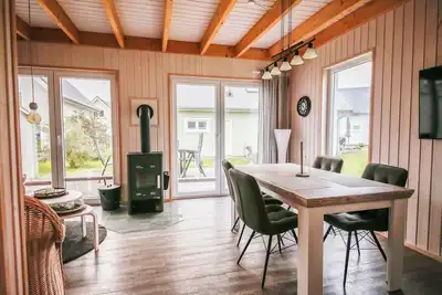Image de Schwalbennest - infrared cabin, fireplace, terrace, 4 sun loungers, e-charging station
