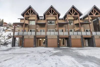 Image de The Rise | Priv. Hot Tub & Ski In/Ski Out