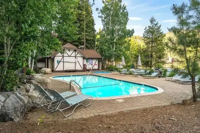 Image de Palisades Tahoe River Retreat