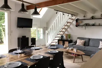 Image de Maison avec jardin proche mer. \nIdéal pour y séjourner en famille ou amis.