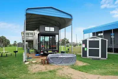 Image de Seabird Symphony beach tiny home