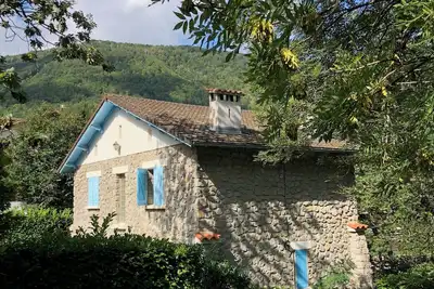 Image de La Huchette, votre refuge en toute saison